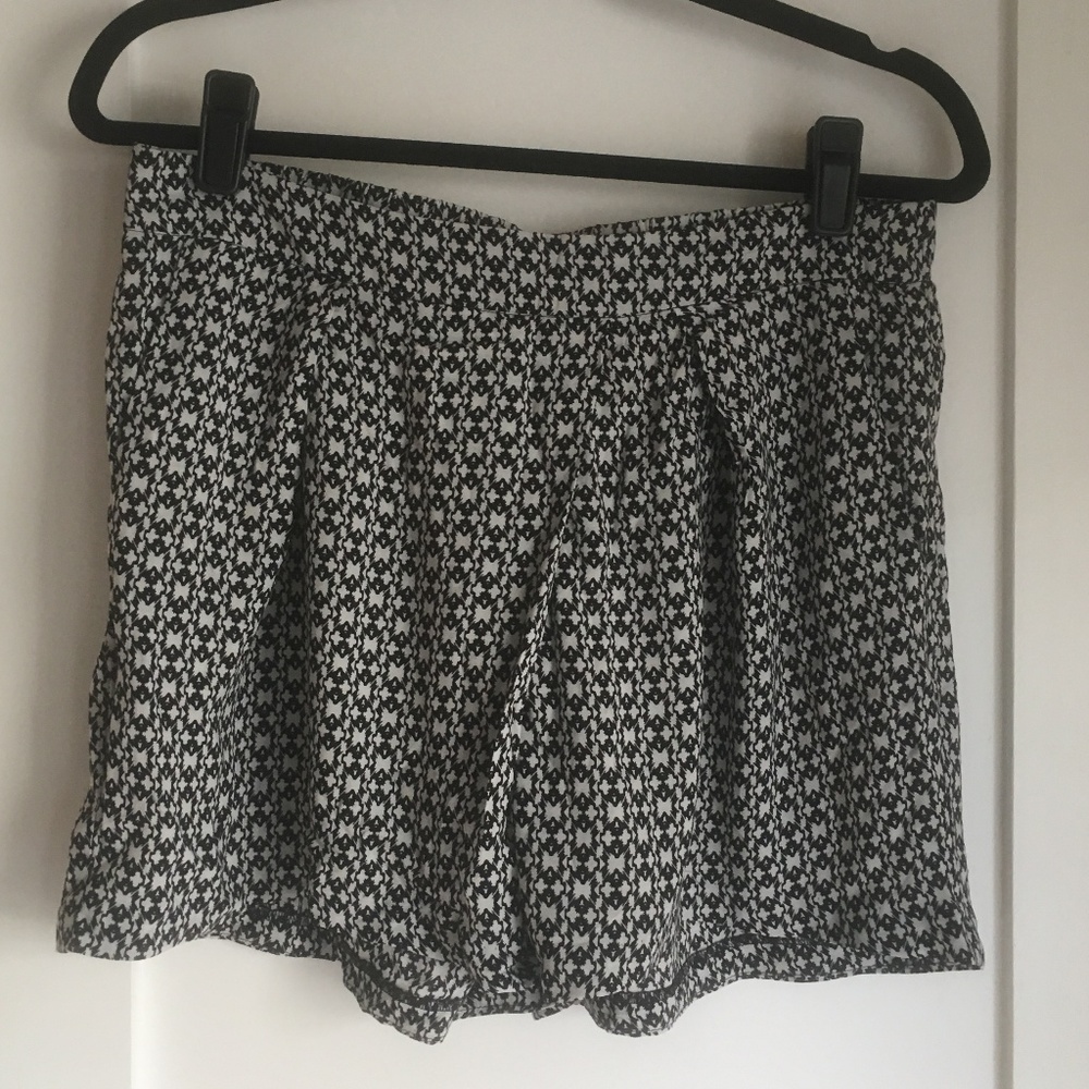 BCBGeneration Black & White Shorts
